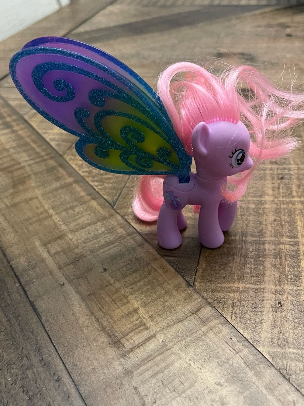 My Little Pony Glimmer Wings figure, Sweet Song character-Crystal Empire